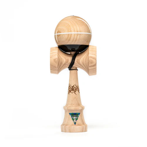 Kendama KROM Eclipse Rfs sticky